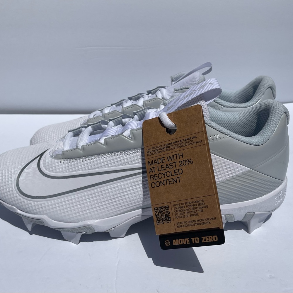 NWOB Nike Vapor Edge Shark 2 Men's Football Cleats Size 10.5